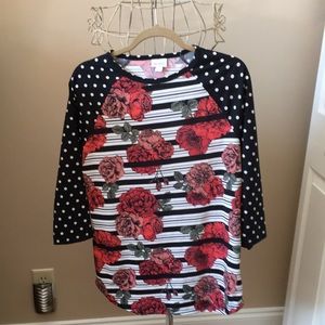 LulaRoe Randy top baseball style